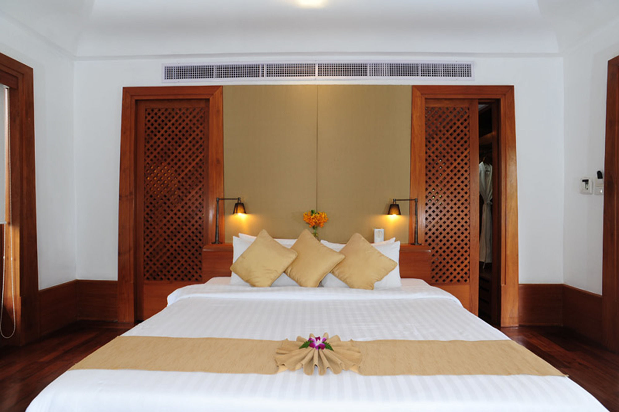 Nakamanda Resort And Spa- Sha Plus Klong Muang Beach Luaran gambar